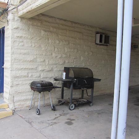 Budget Inn Ballinger Екстериор снимка