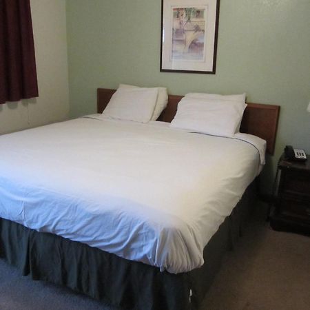 Budget Inn Ballinger Екстериор снимка